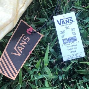 Vans Tops - Vans yellow hooded boxy crop top ๐โฏ๏ธ๐ญ Vans Tops - Vans yellow hooded boxy crop top ๐โฏ๏ธ๐ญ